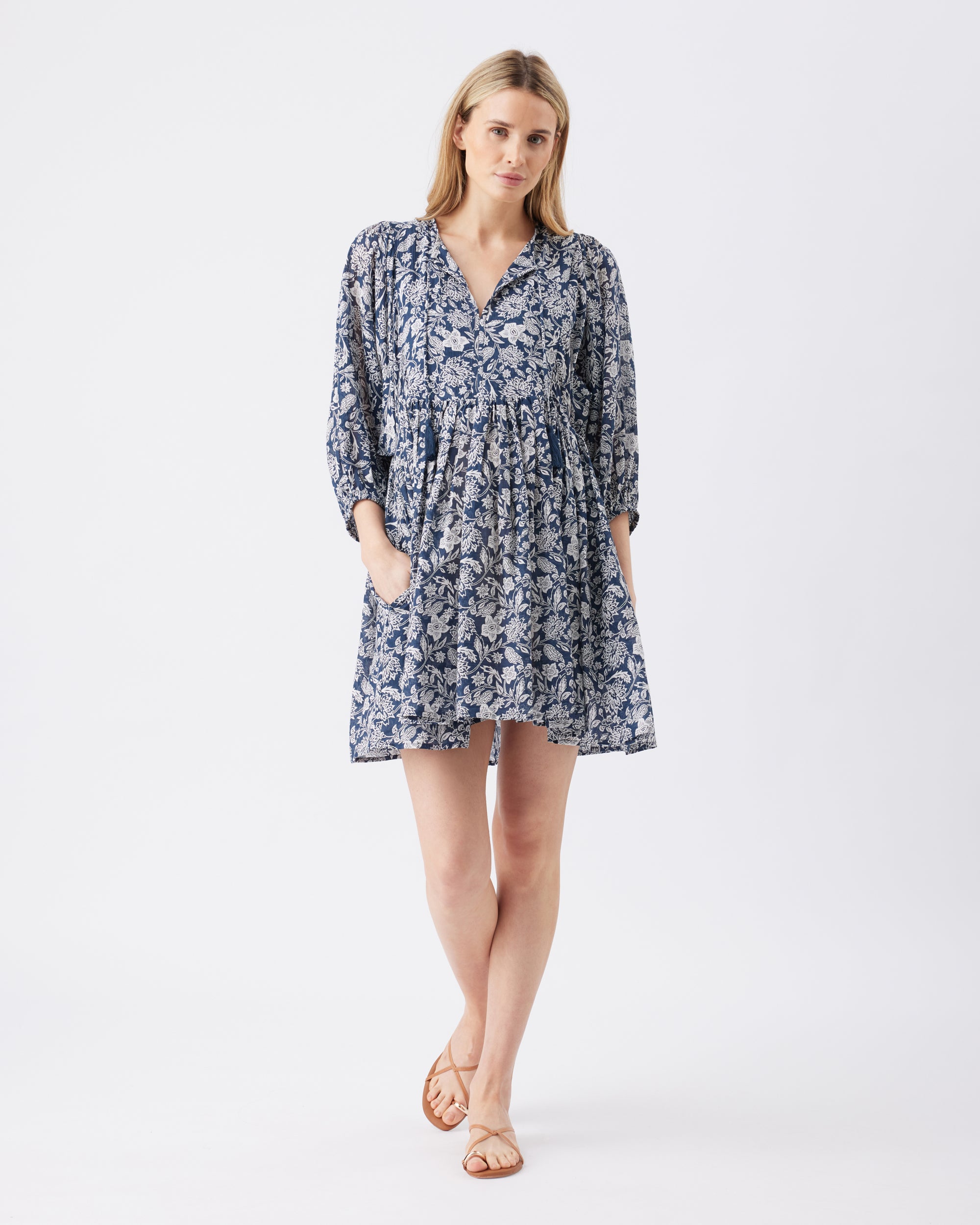 Cali Nursing Dress Ink / White