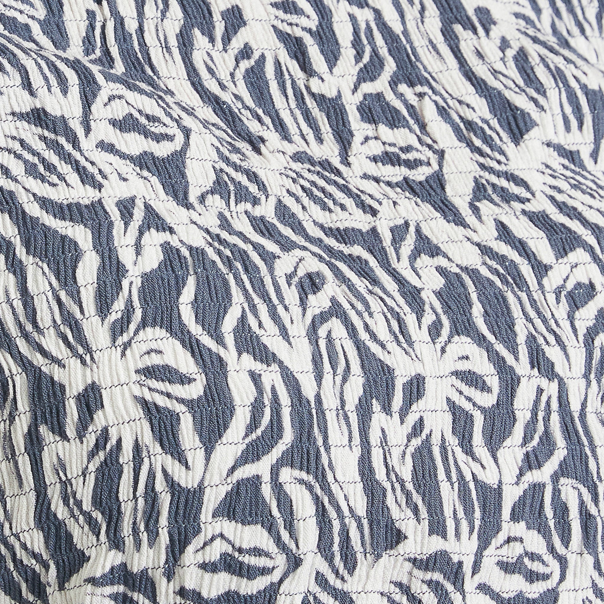 Edie Nursing Dress Washed Indigo / White