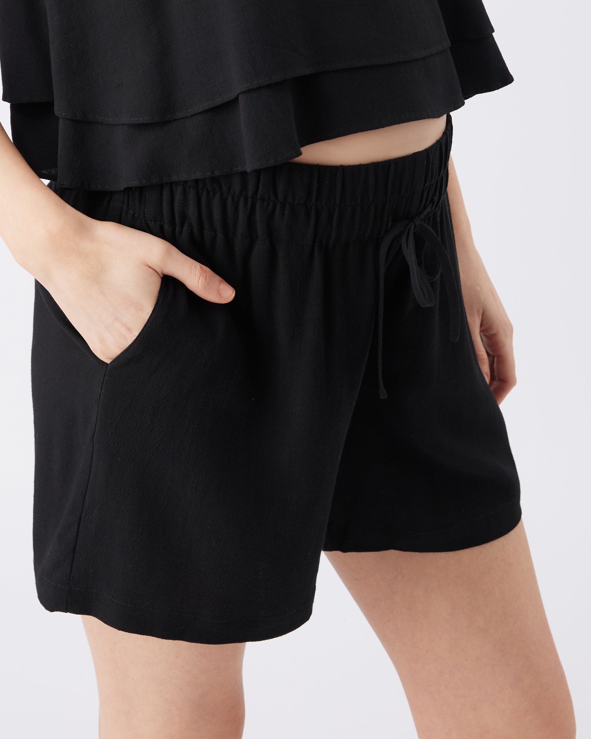 Mae Short Black