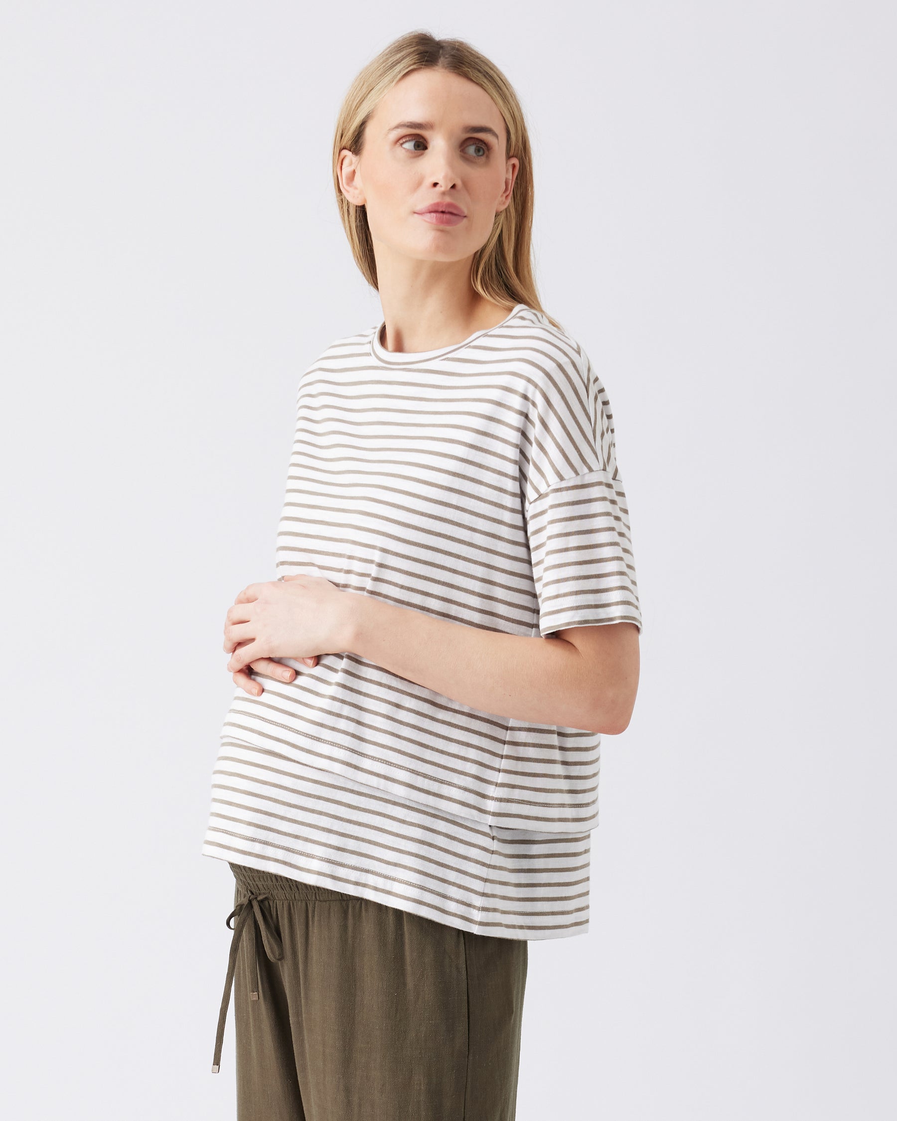 Claudette Nursing Tee White / Olive