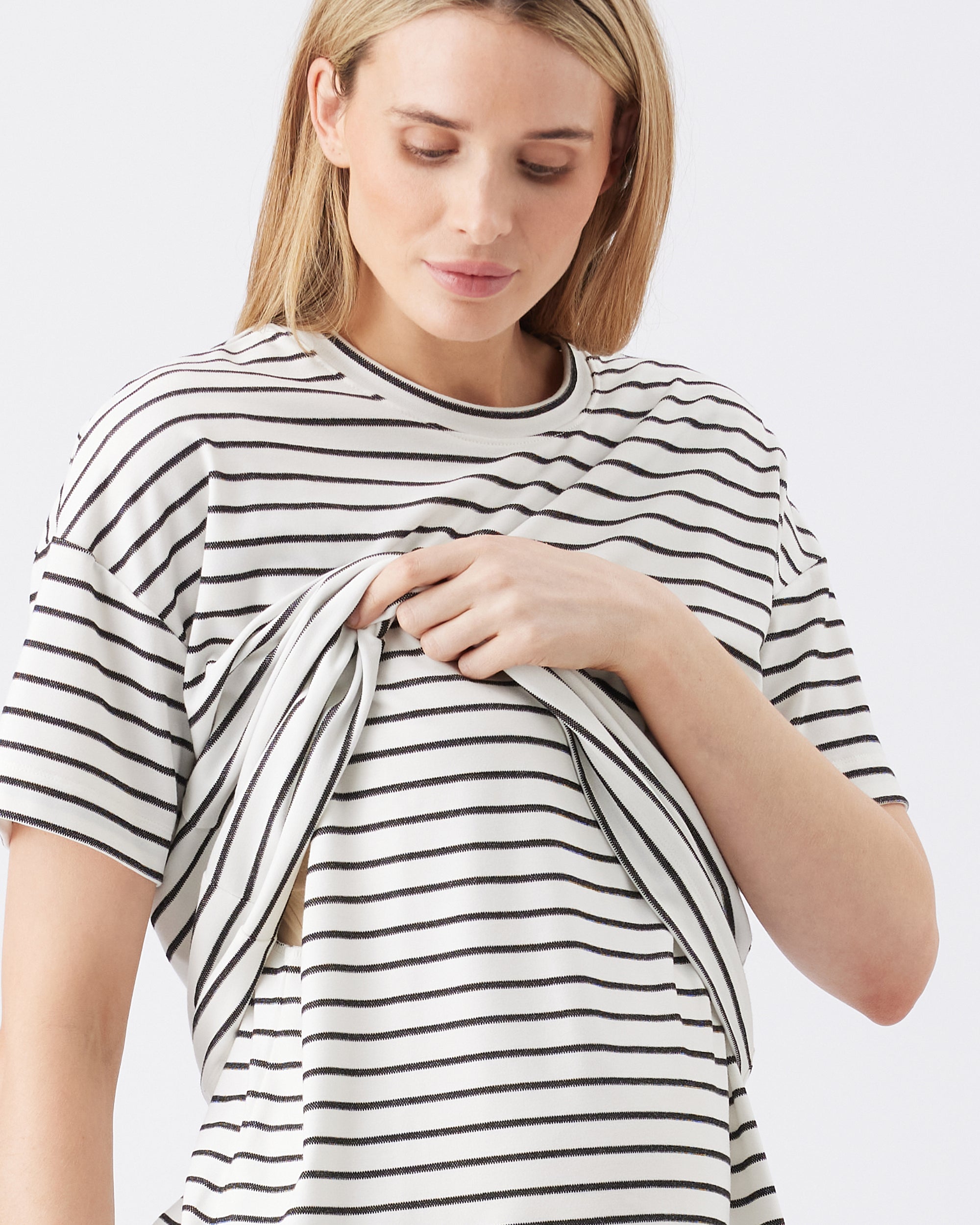 Jada Stripe Nursing Tee White / Black
