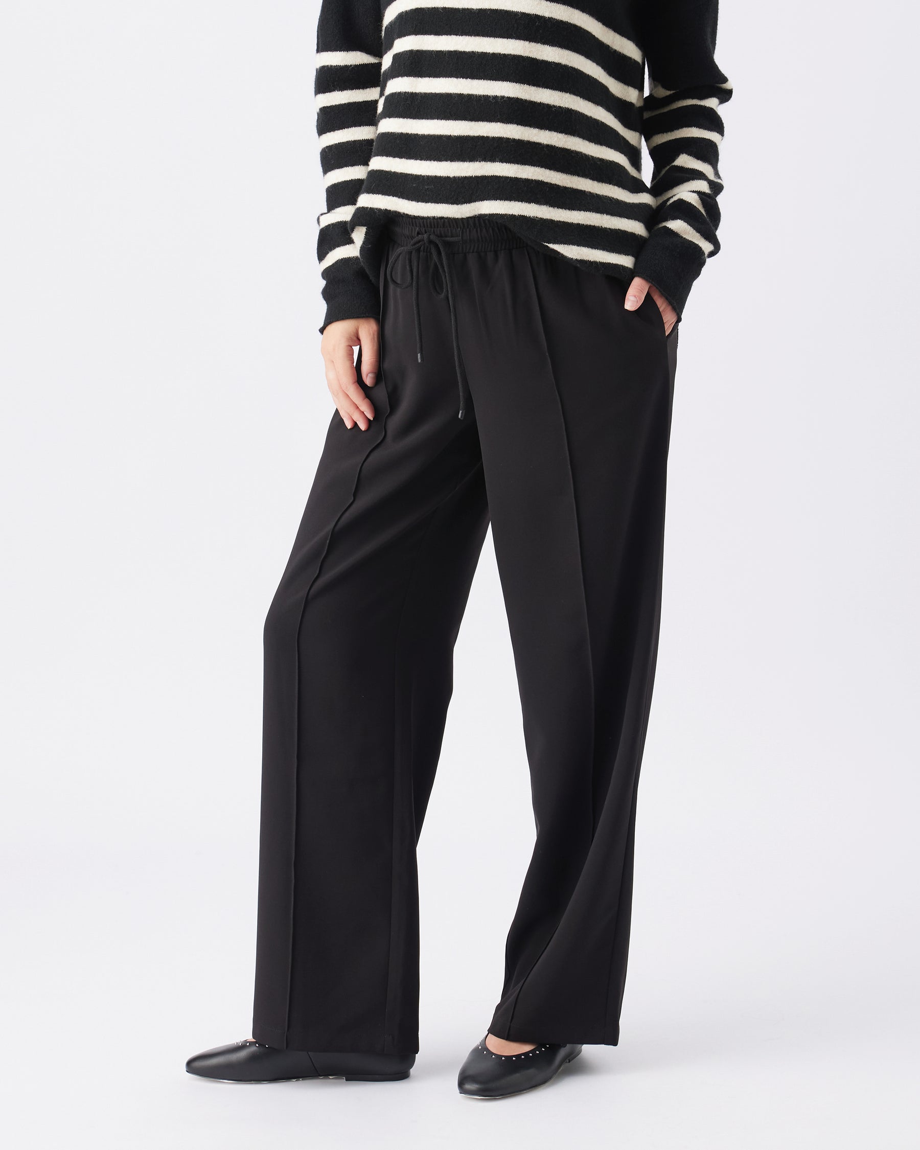 Alexa Pull-On Pant Black