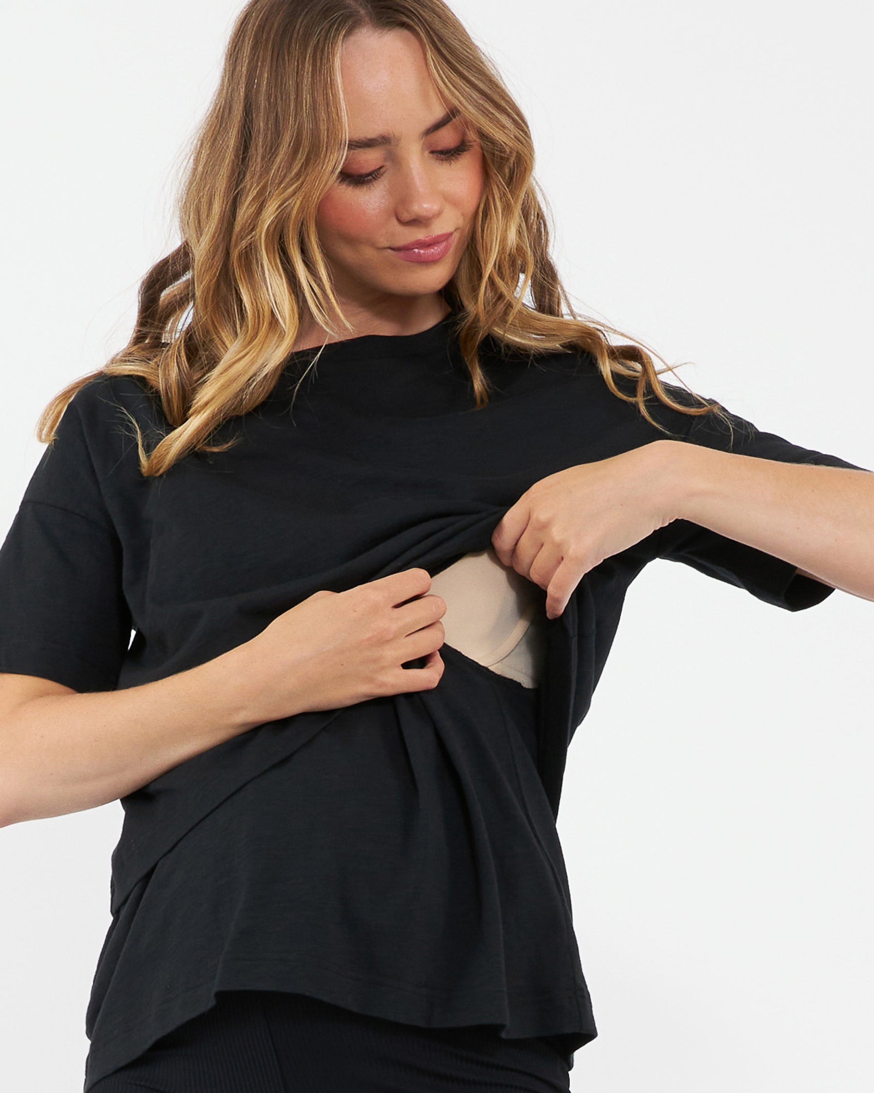 Claud Nursing Tee Black