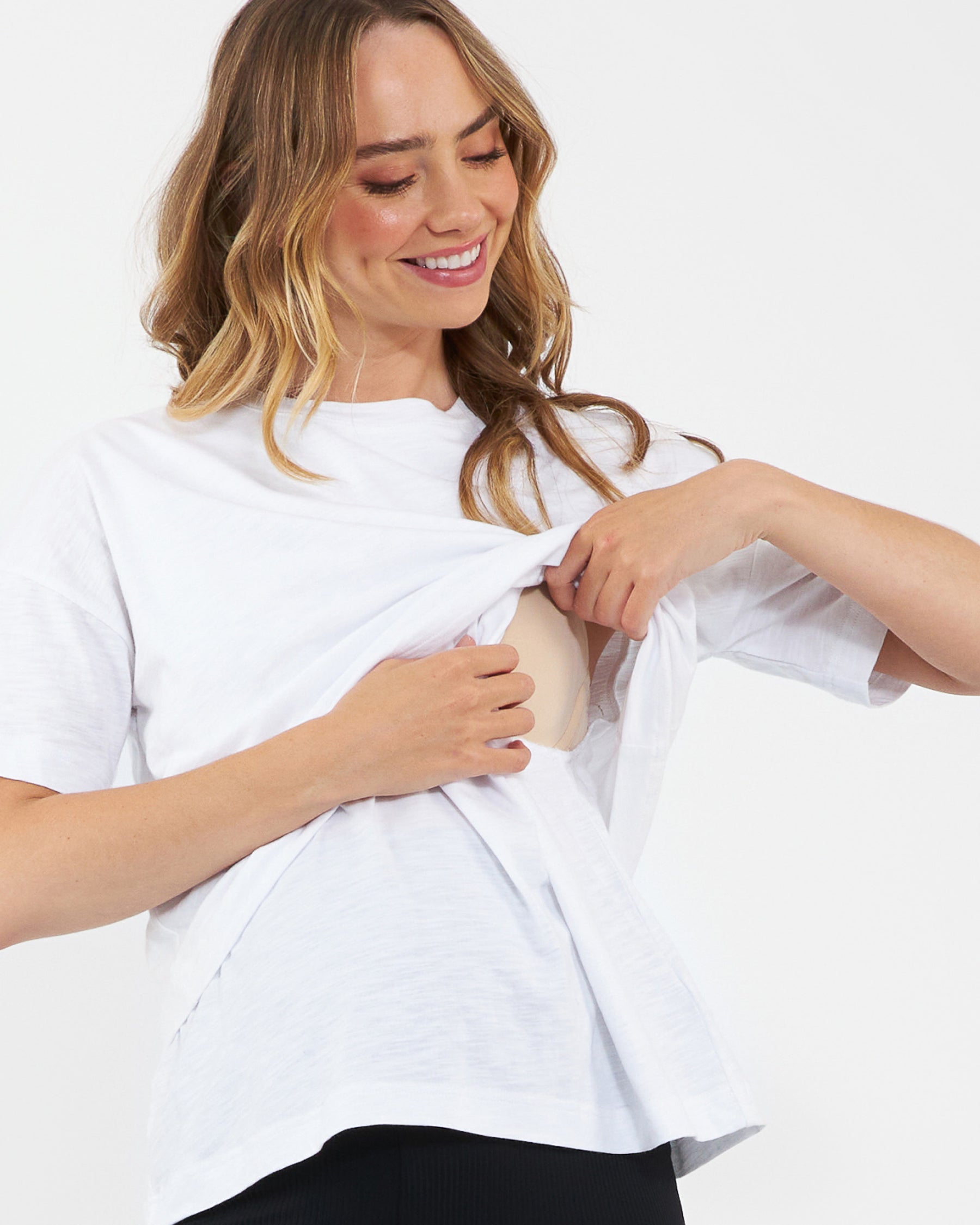 Claud Nursing Tee White