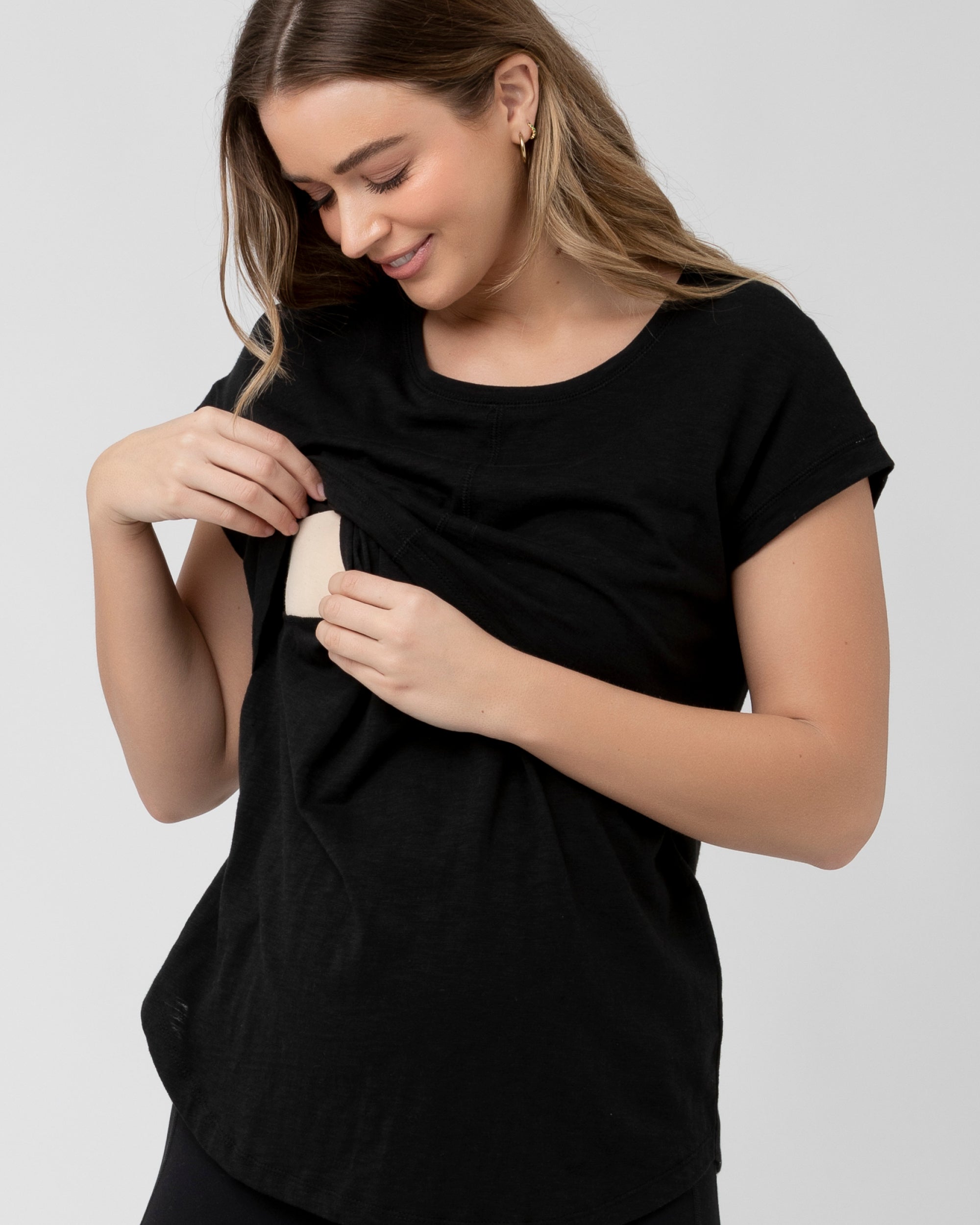 Richie Nursing Tee Black