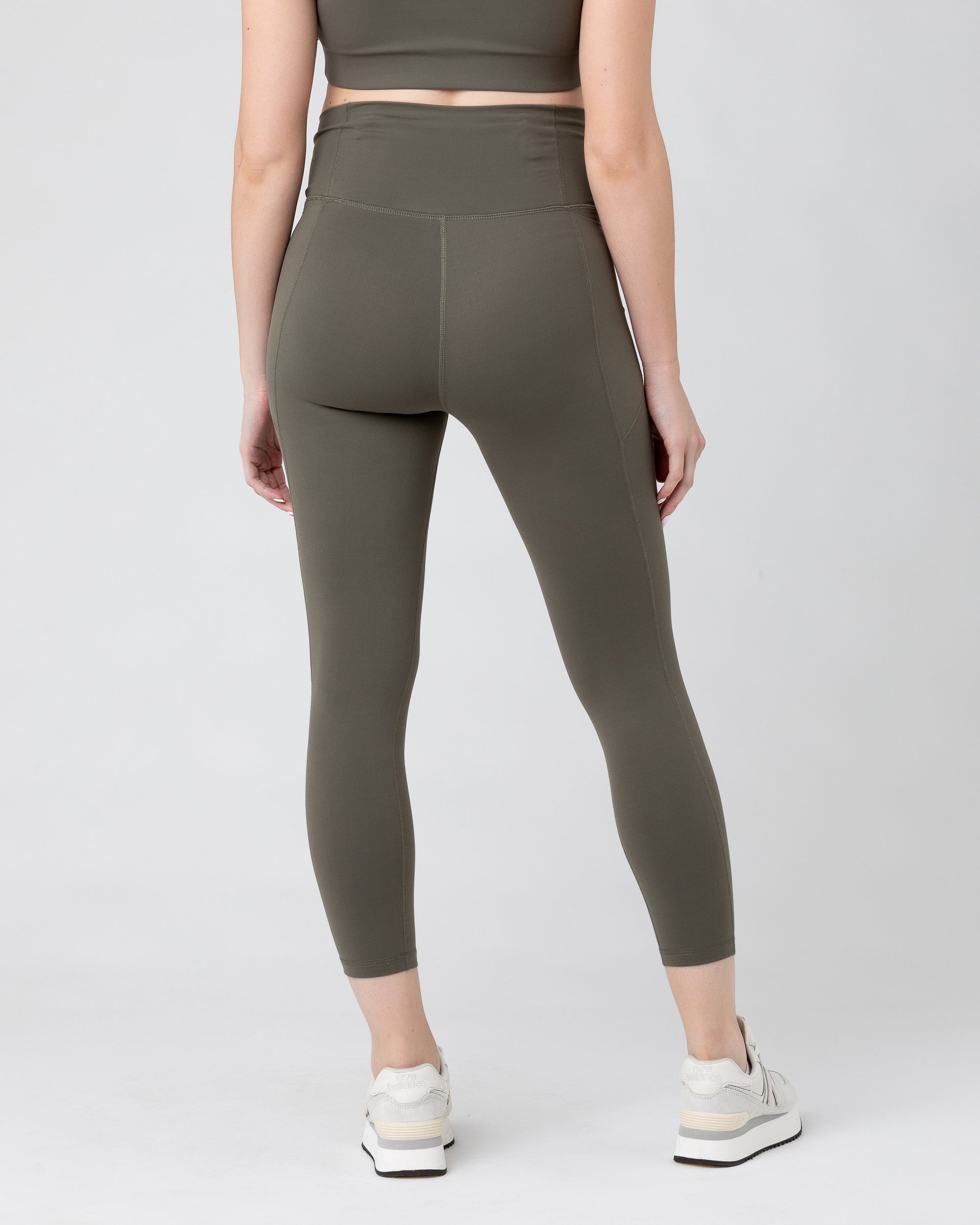 Tempo Crop Legging Khaki