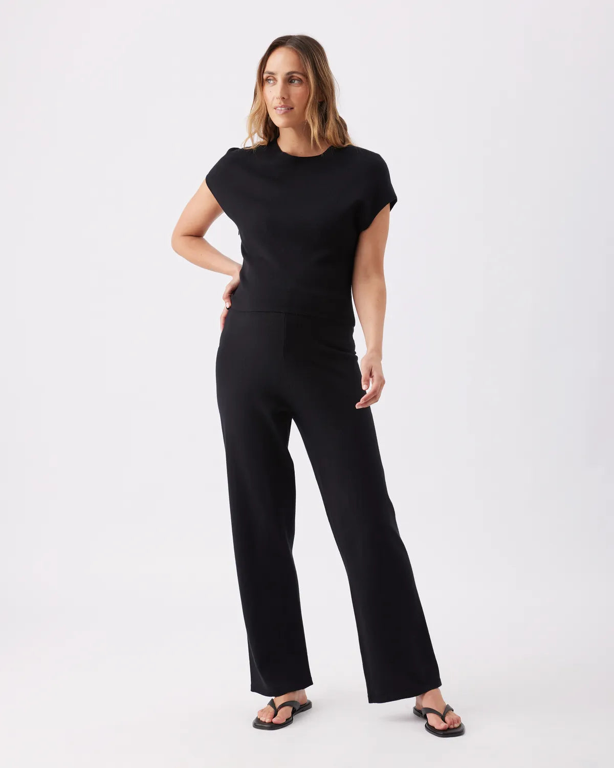 Kira Nursing Knit  Black