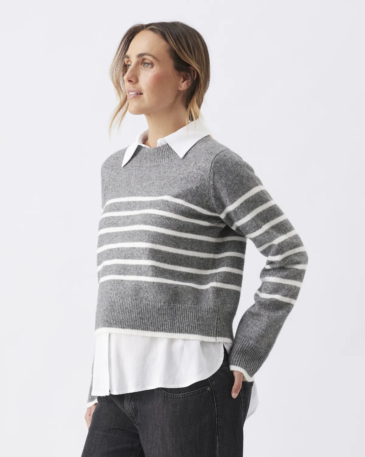 Montana Knit  Grey Marle / White
