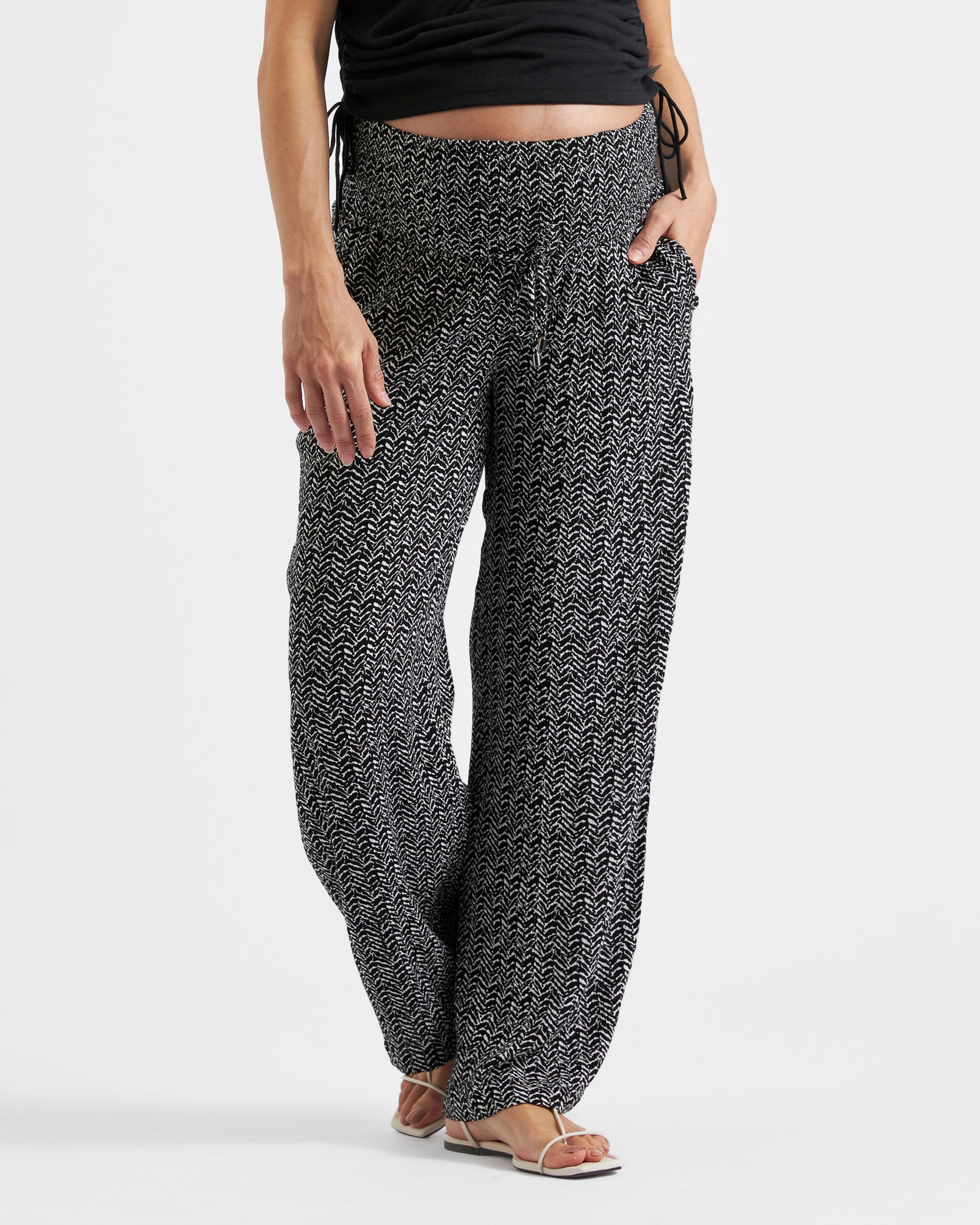 Emmy Shirred Pant Black / Natural