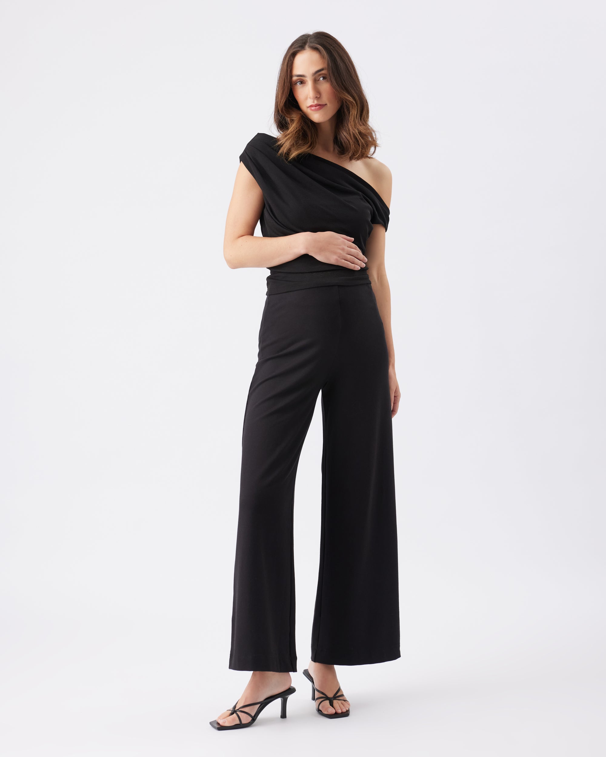 Rhi Off Shoulder Top Black