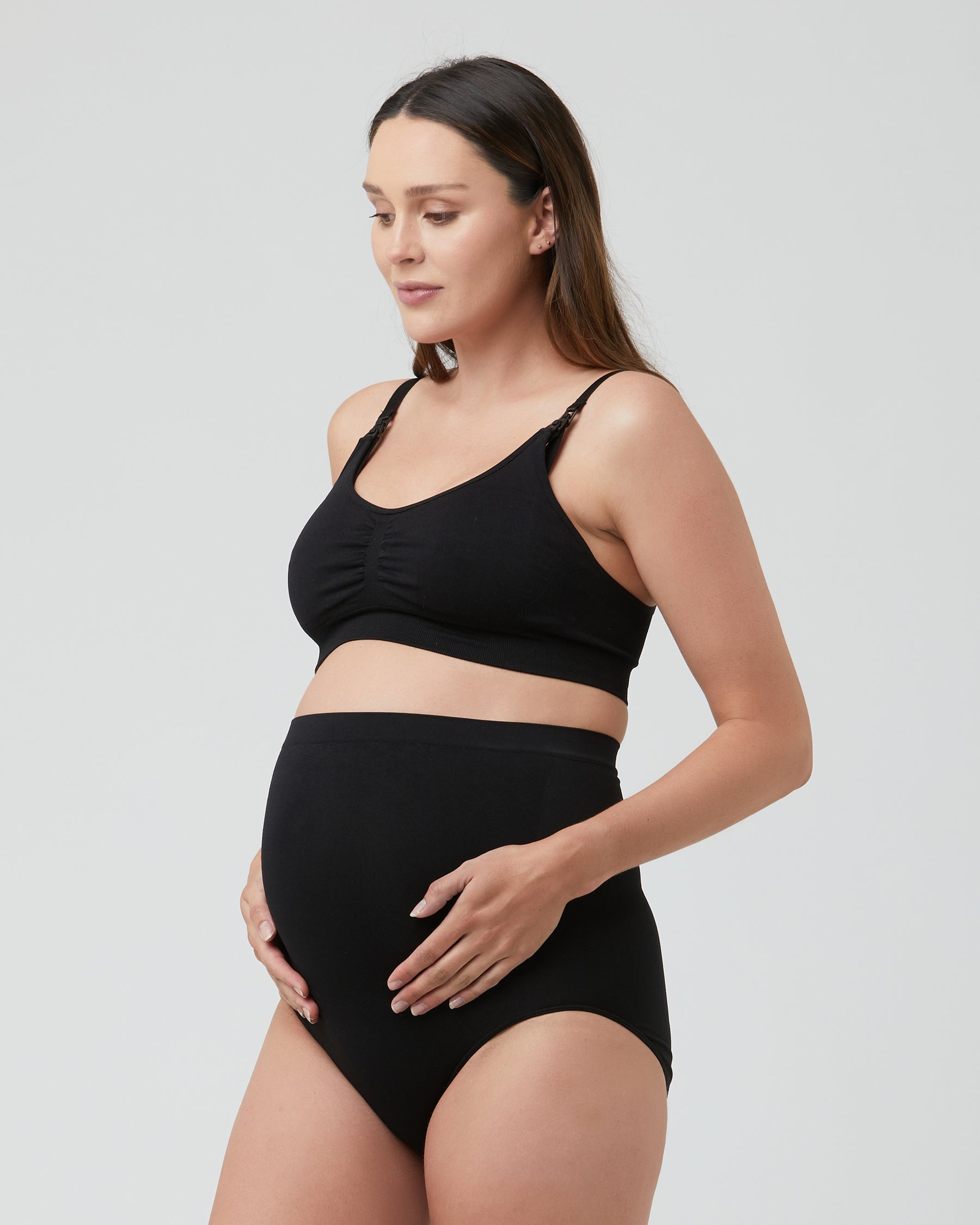 Seamless Pump & Nursing Bra. Black