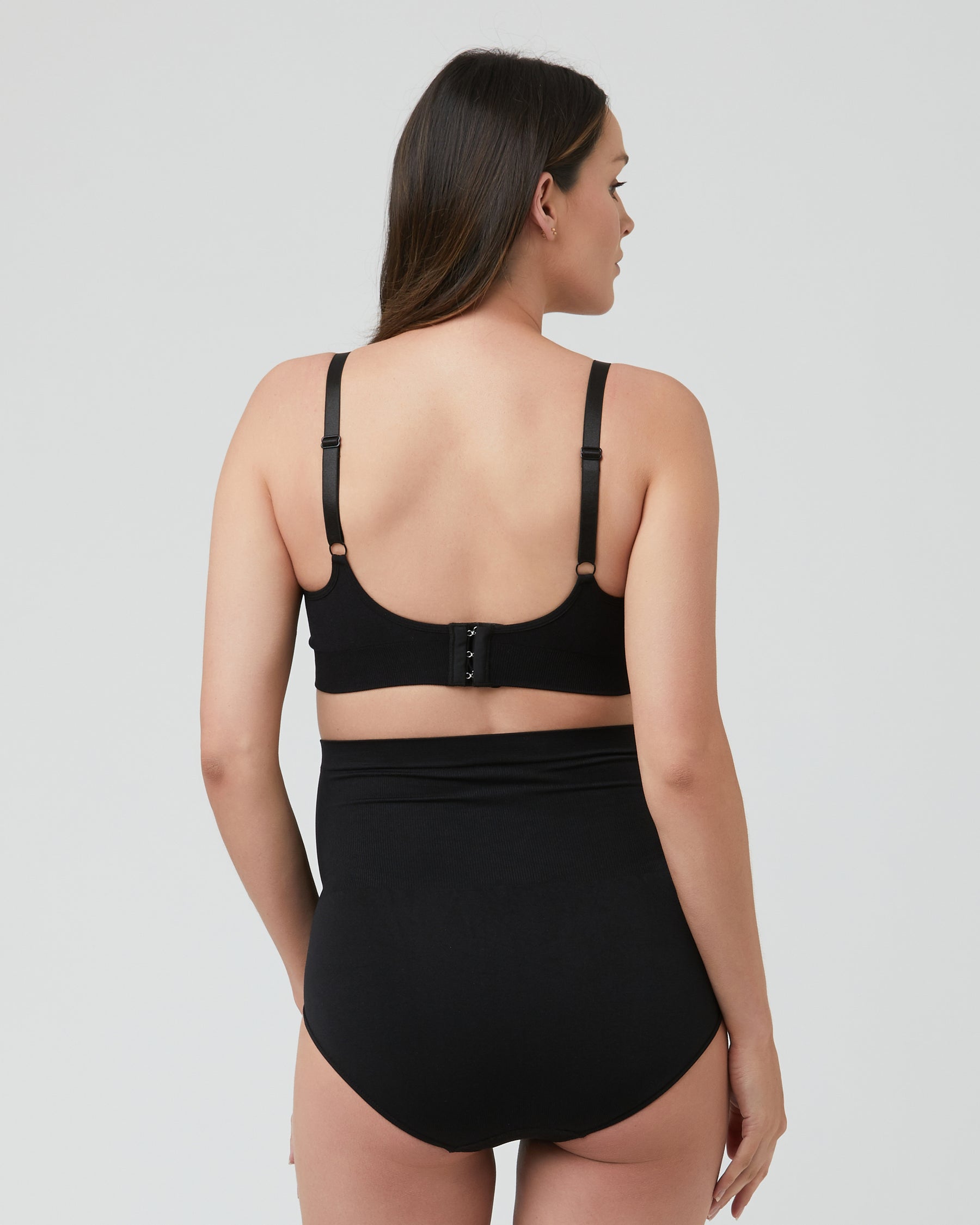 Seamless Pump & Nursing Bra. Black