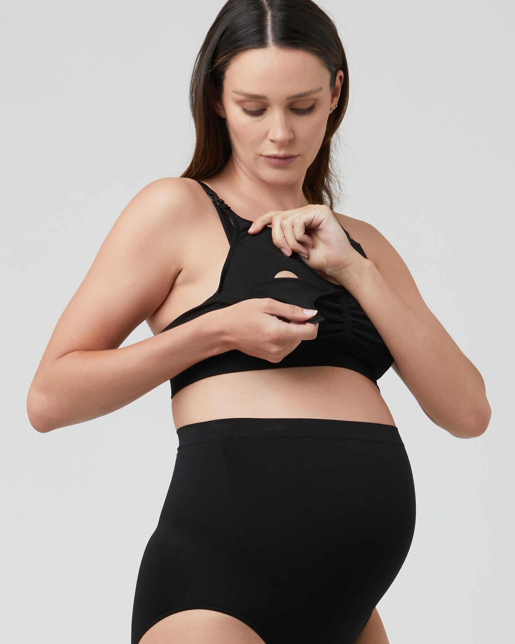 Seamless Pump & Nursing Bra. Black