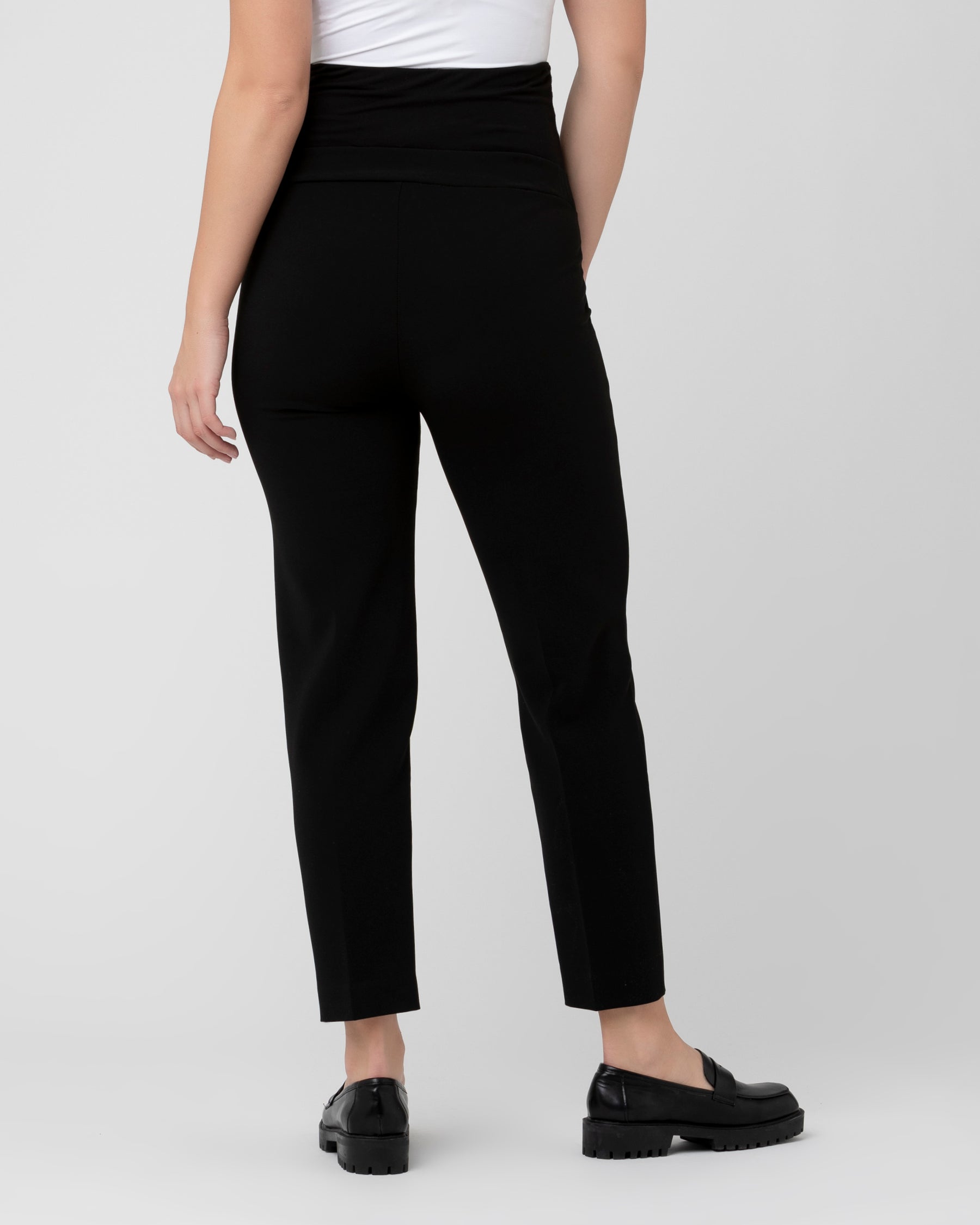 Alexa Classic Crop Pant  Black