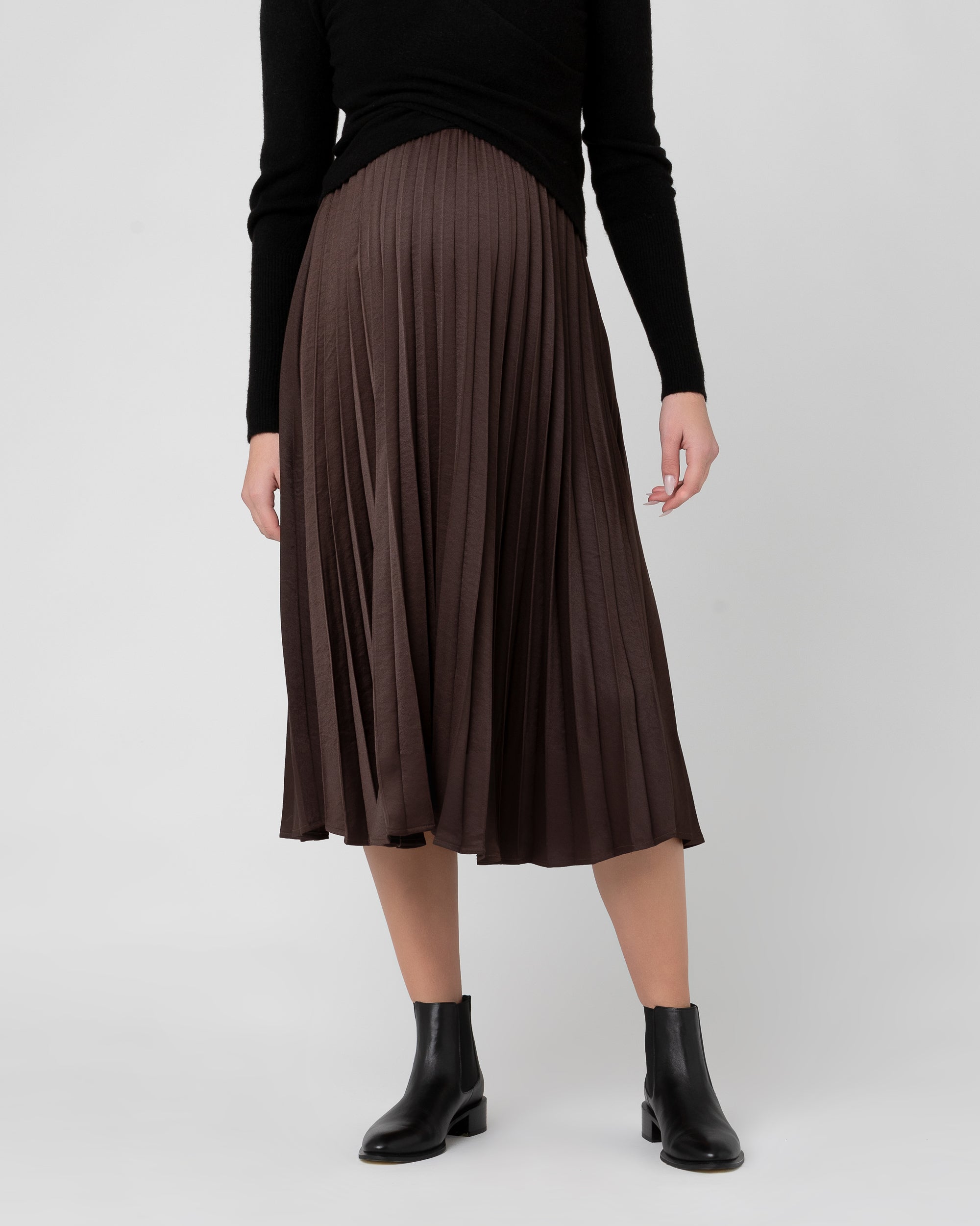 Navy Wool Tech Milano Contrast Stitch Pleated Knee Length Skirt