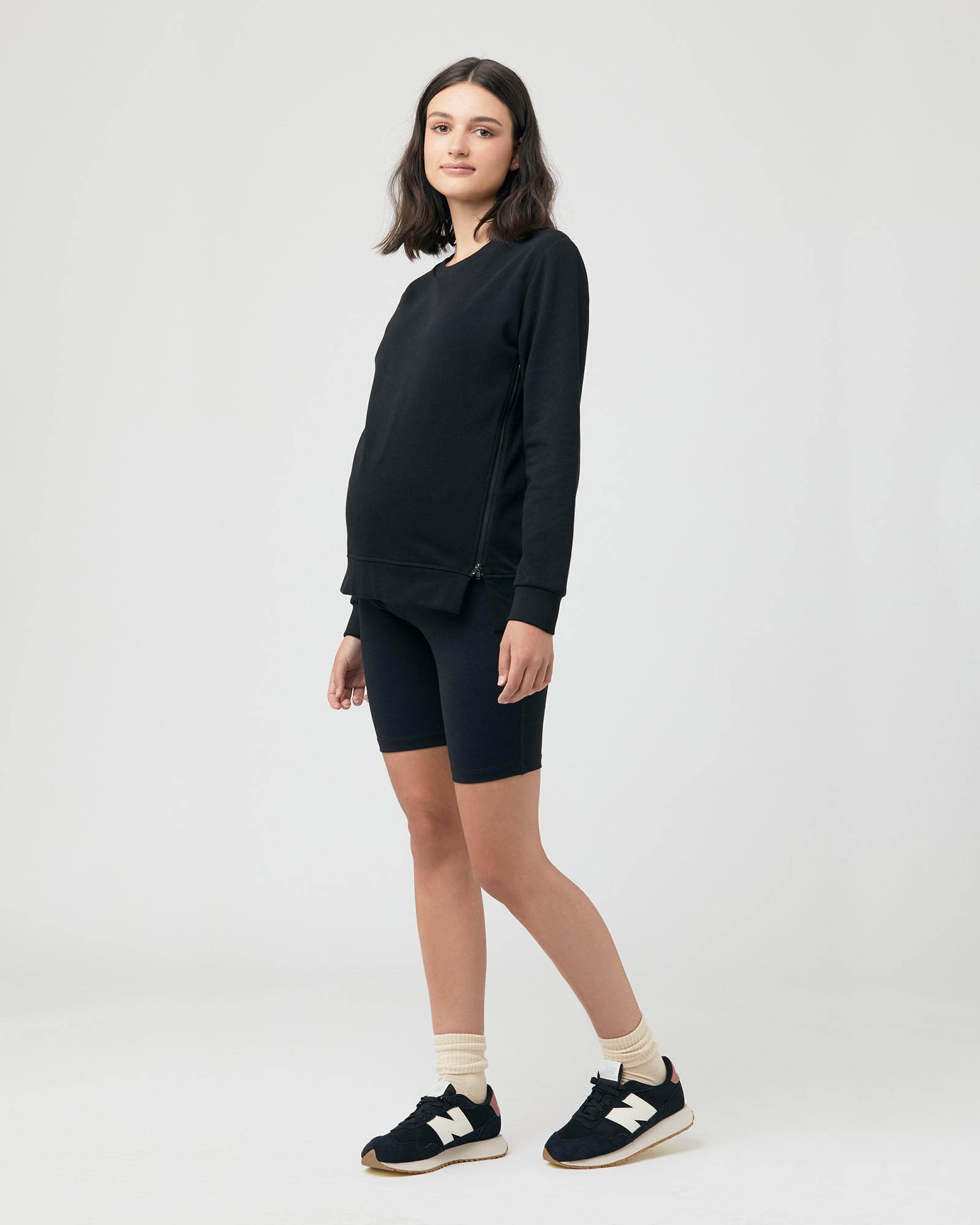 Donna Nursing Jumper  Black