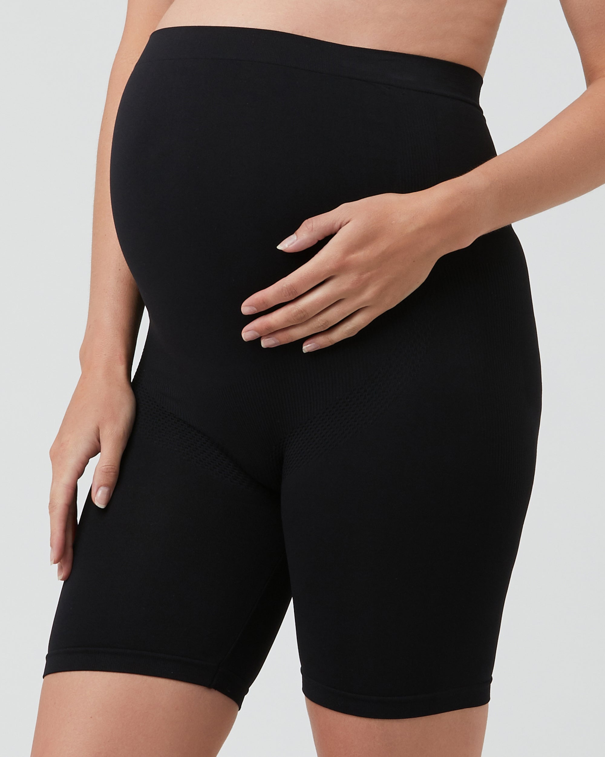Seamless Support Shorts Black